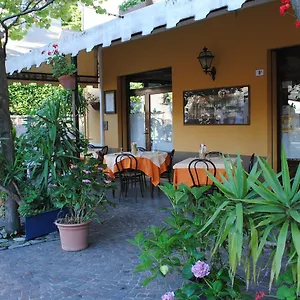 ** Hotel La Lanterna Di Italy